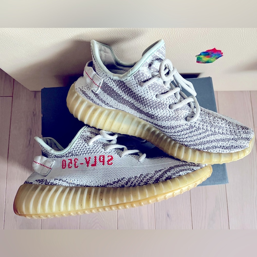 Worn Adidas Yeezy 350 v2 “Blue Tints” sz 8M